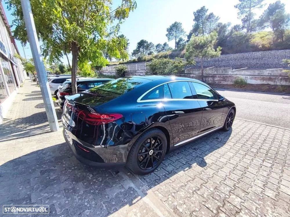 Mercedes-Benz EQE - 7