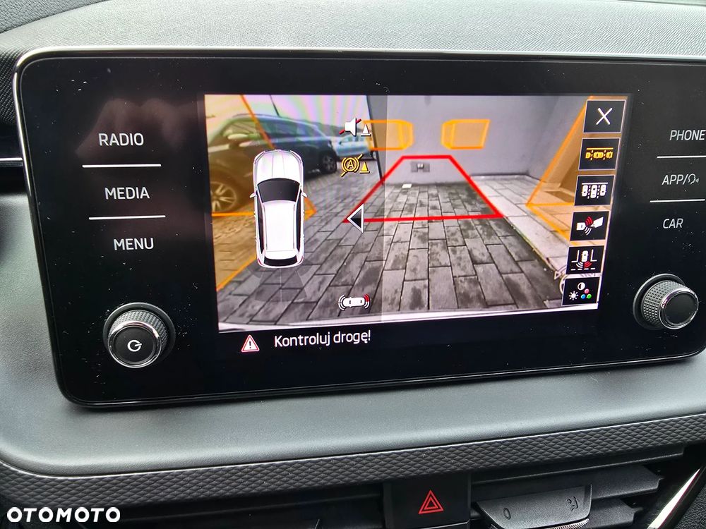 Skoda Kamiq 1.0 TSI Ambition DSG - 29