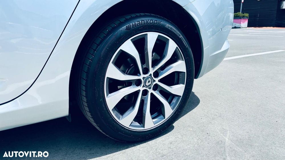 Renault Megane TCe 140 GPF EDC Techno - 15