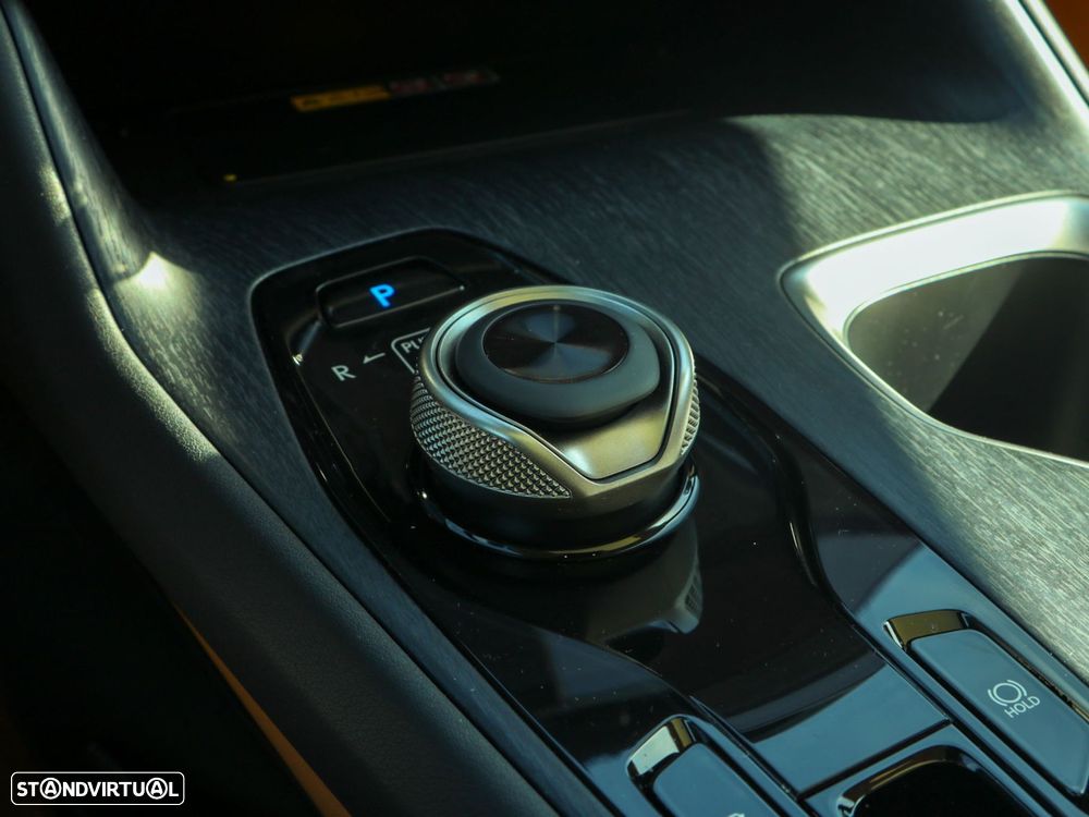 Lexus RZ 450e Luxury Bi-Tone - 34