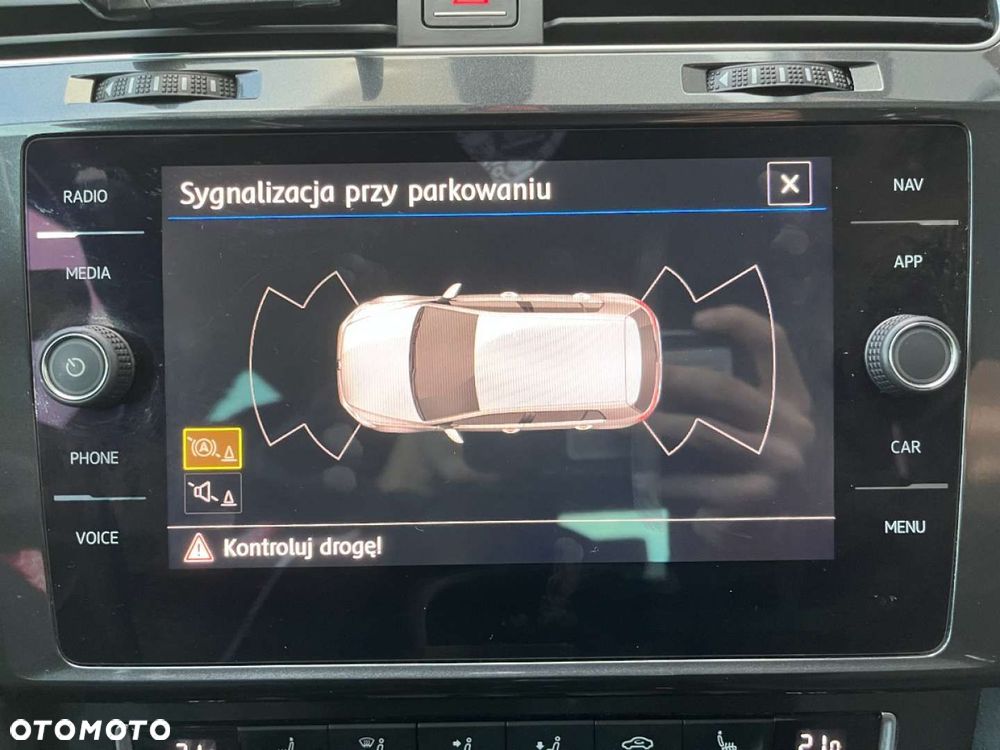 Volkswagen Golf 2.0 TDI Style - 22