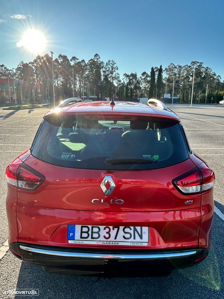 Renault Clio Sport Tourer Energy dCi 90 Start & Stop Experience - 3