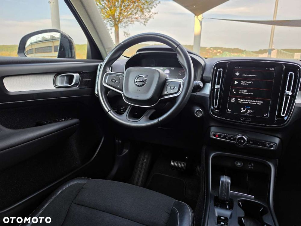 Volvo XC 40 - 26