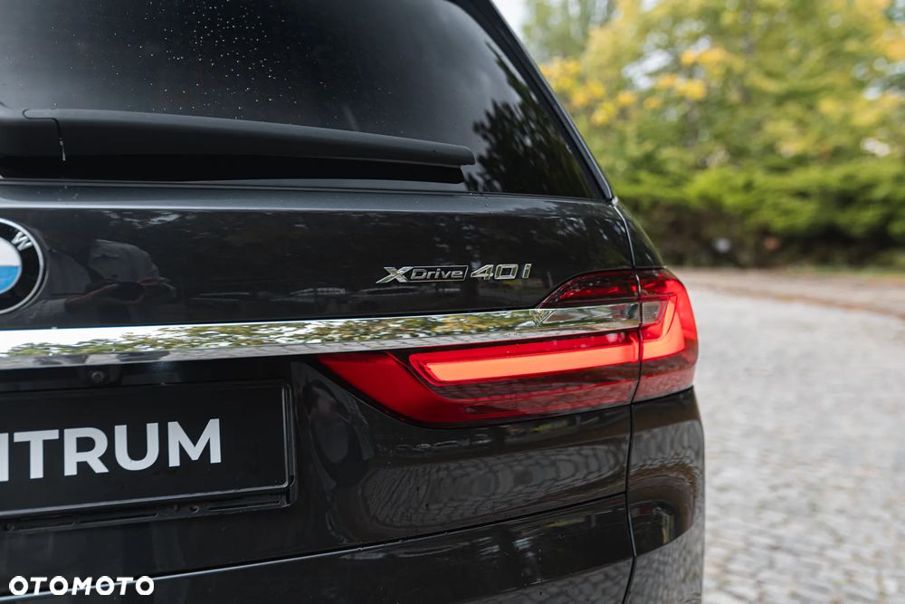 BMW X7 xDrive40i mHEV - 11