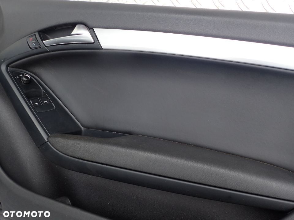 KOMPLET BOCZKOW AUDI A5 COUPE SKORA RADOM - 2