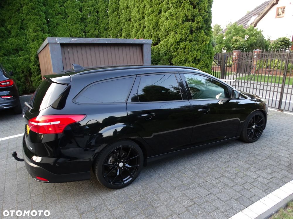 Ford Focus - 11