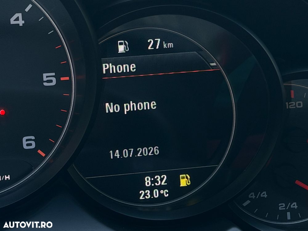 Porsche Cayenne Tiptronic S - 23