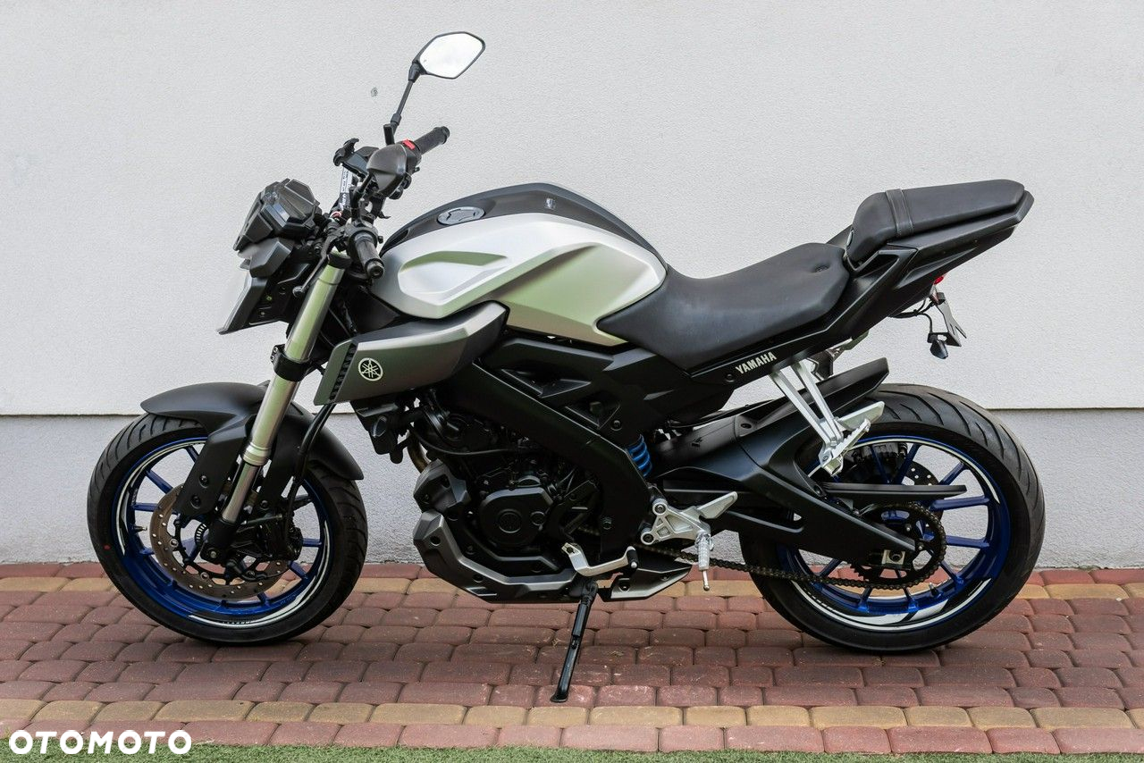 Yamaha MT - 5
