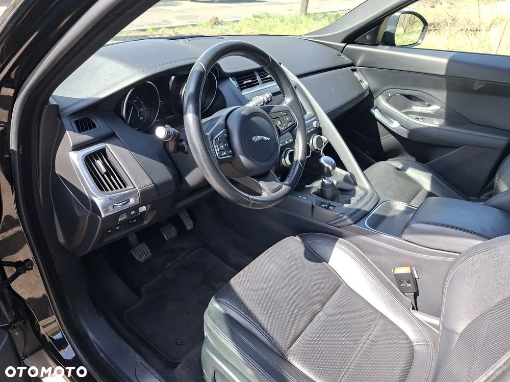 Jaguar E-Pace D150 R-Dynamic - 10