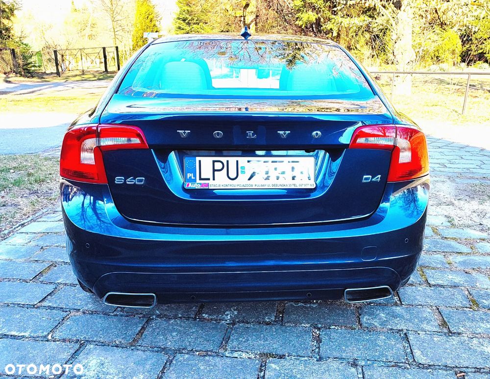 Volvo S60 D4 Drive-E Momentum - 8