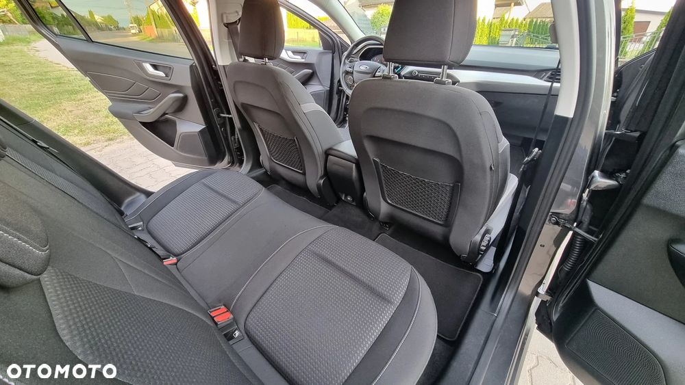 Ford Focus 1.5 EcoBlue Start-Stopp-System COOL&CONNECT - 11