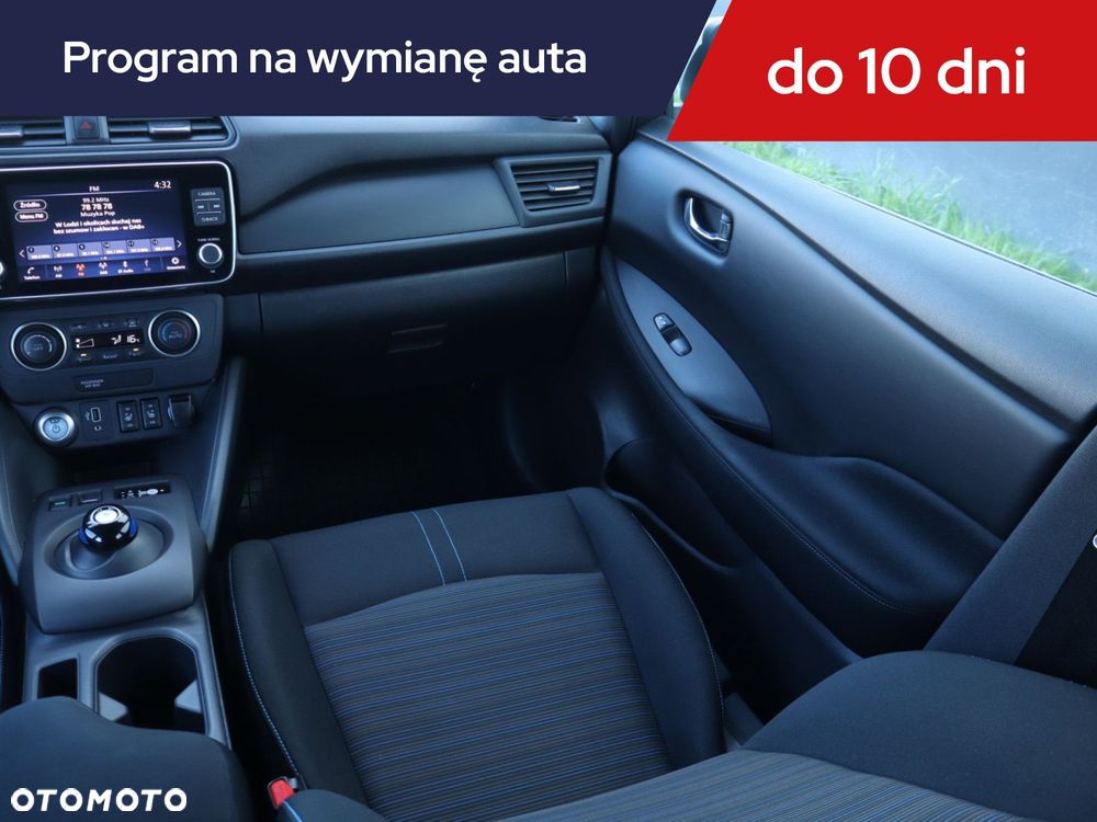 Nissan Leaf - 10