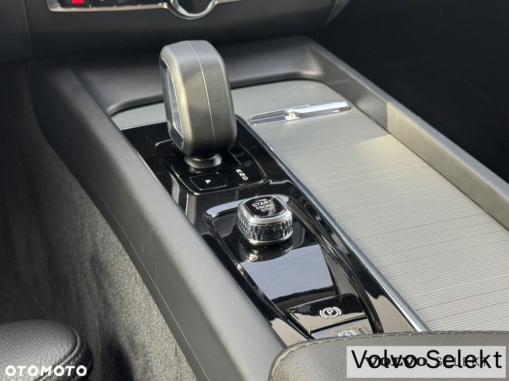 Volvo XC 60 - 22