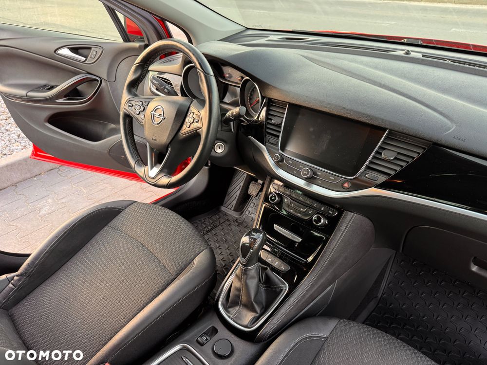 Opel Astra 1.4 Turbo Innovation - 31