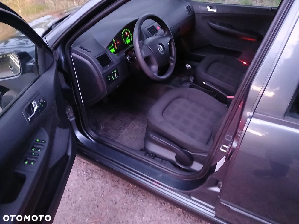 Skoda Fabia 1.4 16V Edition 100 - 4