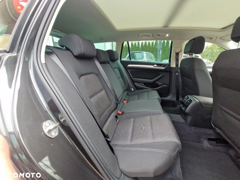 Volkswagen Passat 2.0 TDI BMT Highline DSG7 - 21