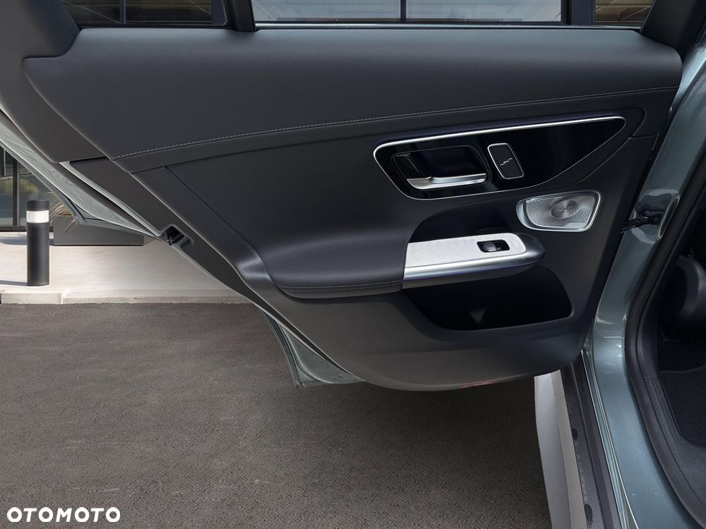 Mercedes-Benz GLC 300 de PHEV 4-Matic AMG Line - 11