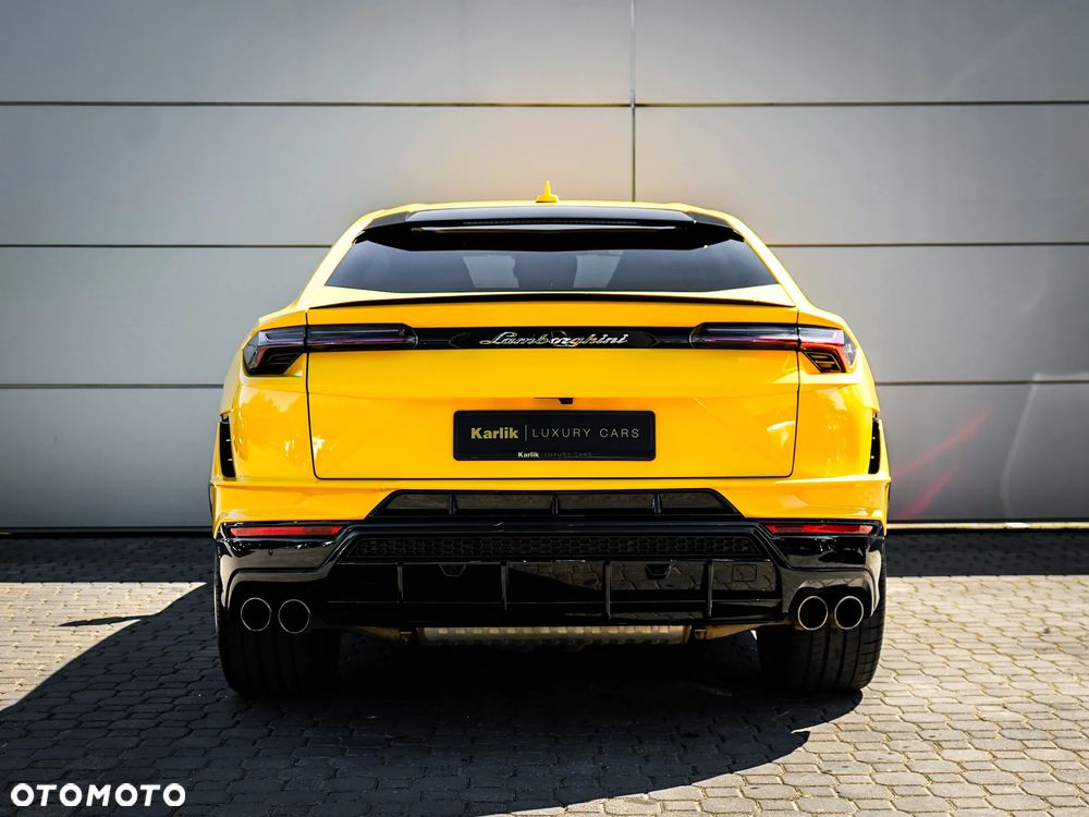 Lamborghini Urus - 5