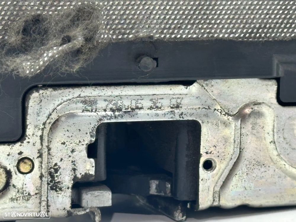 Fecho Frente / Trás Direito / Esquerdo - Mercedes E W211 (2002) - 19