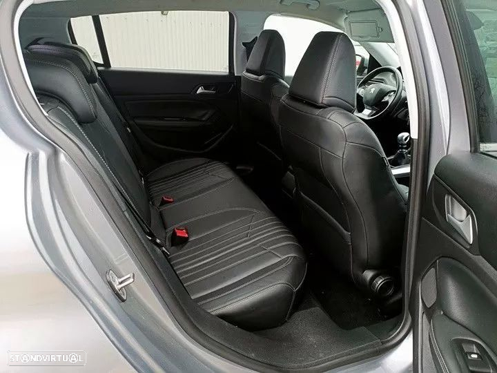 Peugeot 308 1.2 PureTech GT Pack - 12