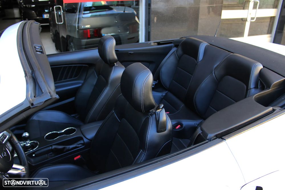 Ford Mustang Cabrio 2.3 Eco Boost - 49