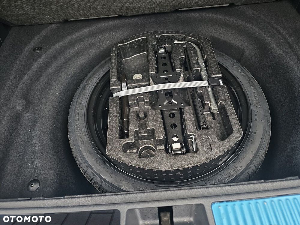 Volkswagen Passat - 22