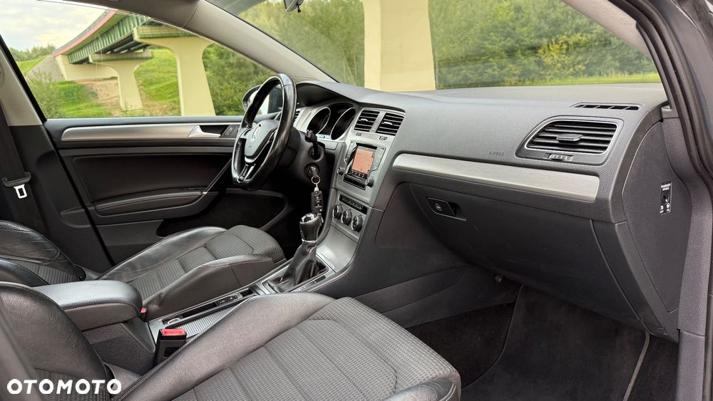 Volkswagen Golf 1.6 BlueTDI Comfortline - 15