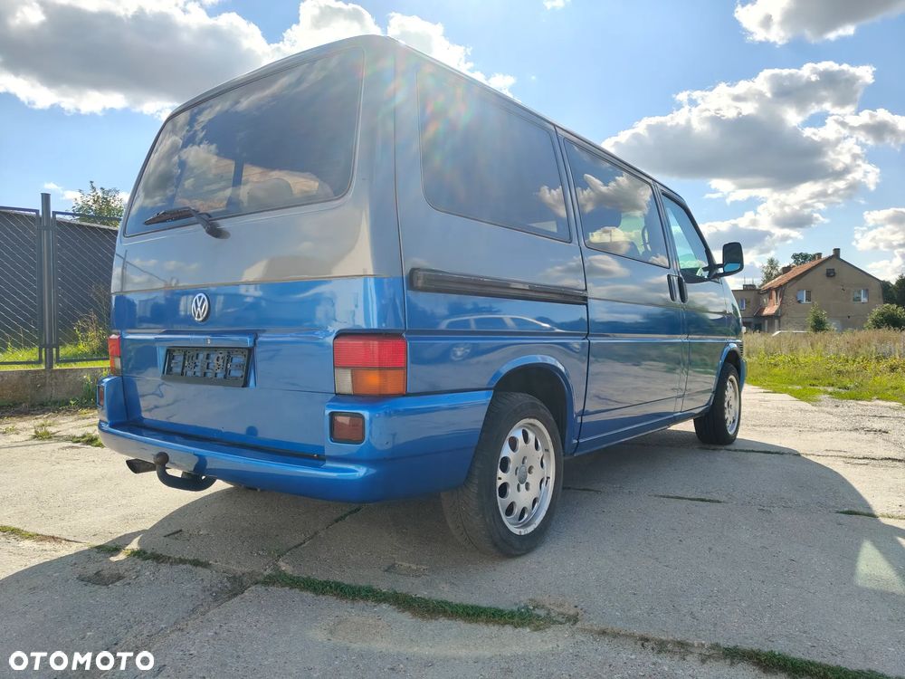 Volkswagen Multivan - 8
