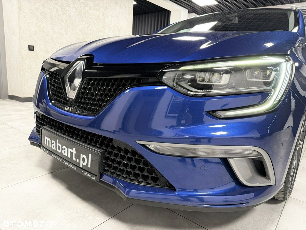 Renault Megane ENERGY TCe 205 EDC GT - 10