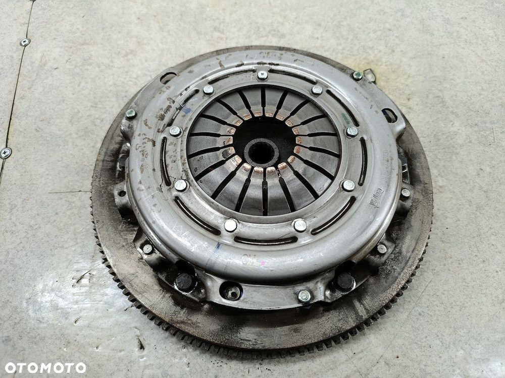 SPRZĘGŁO KOMPLETNE OPEL CORSA E 55594657 55565534 366190010   VALEO 1.2 - 1