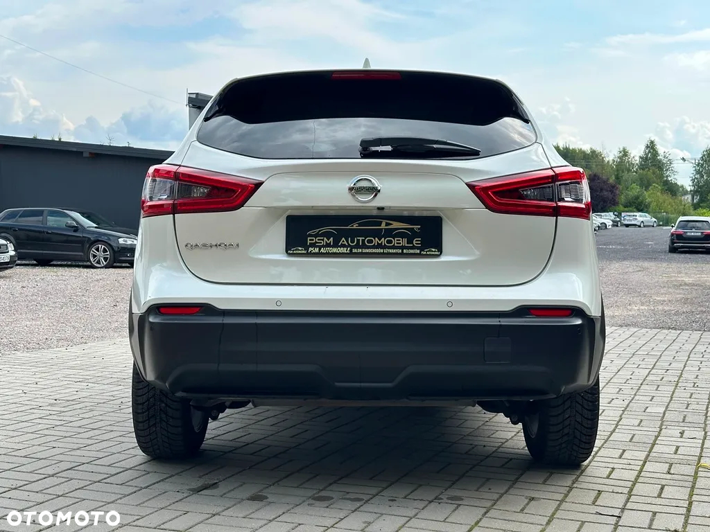 Nissan Qashqai 1.3 DIG-T N-Connecta DCT - 10