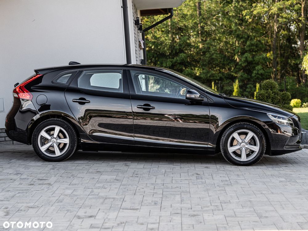 Volvo V40 D2 Kinetic - 11