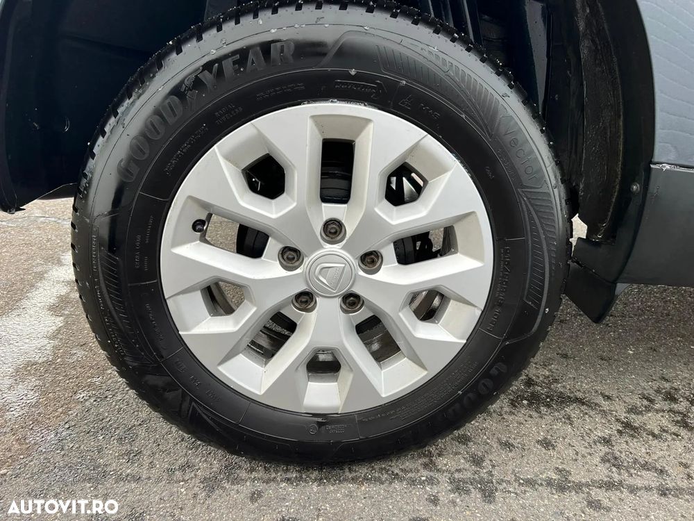 Dacia Duster 1.5 Blue dCi 4WD Comfort - 6