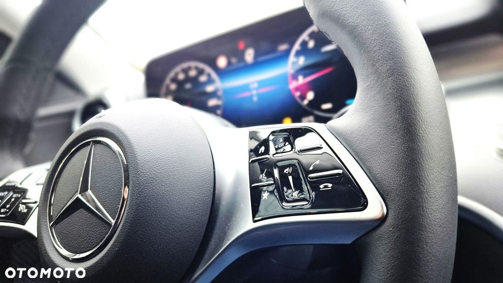 Mercedes-Benz Klasa C - 22