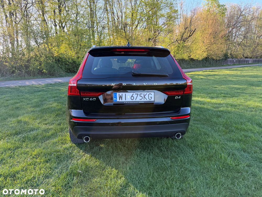 Volvo XC 60 D4 Momentum Pro - 6
