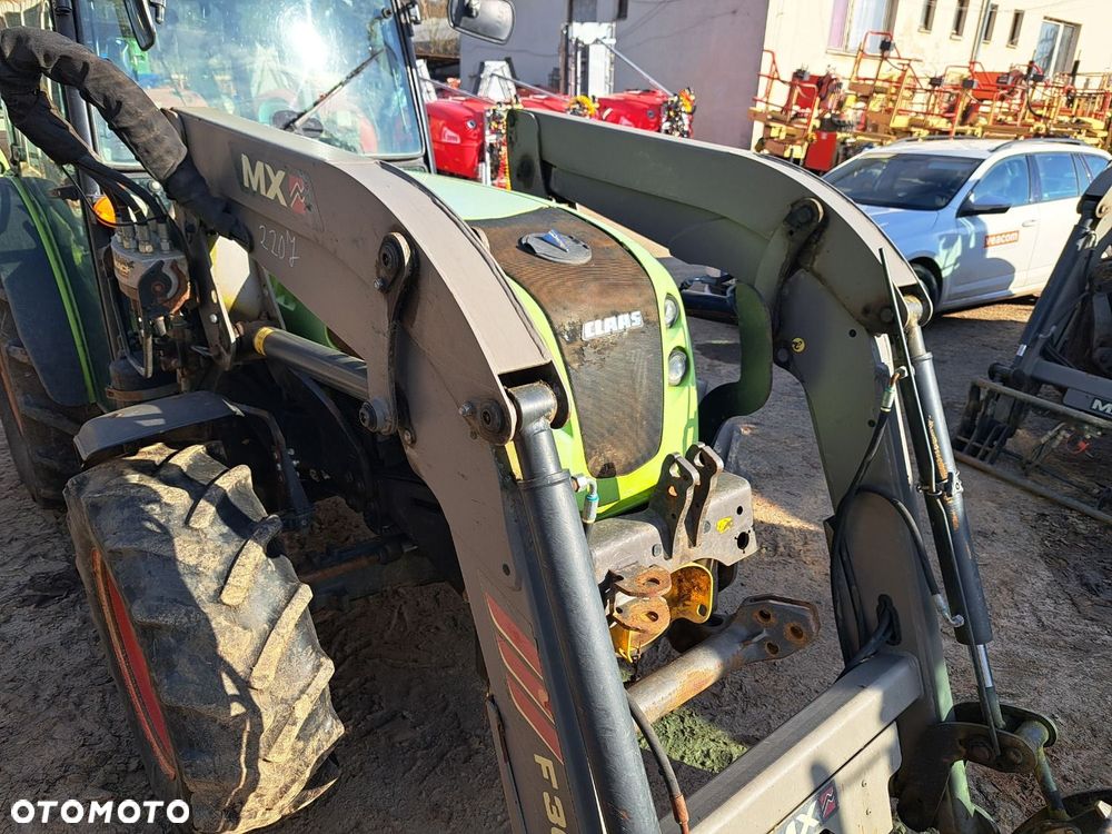 Claas Nexos 240F 4X4 - 39