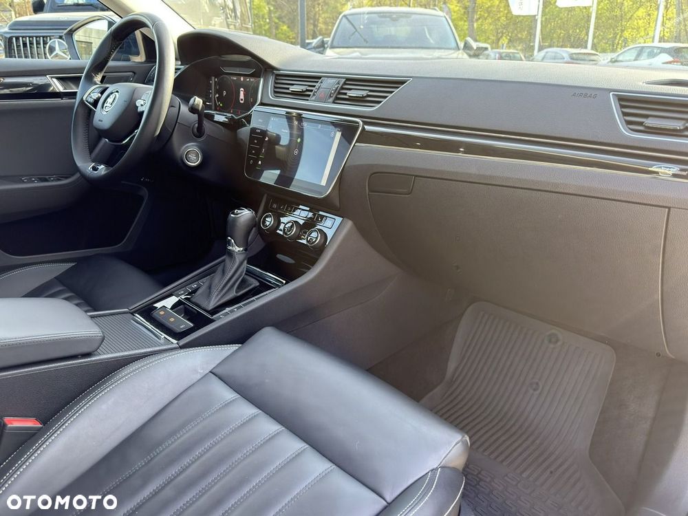 Skoda Superb 2.0 TDI SCR 4x4 L&K DSG - 27