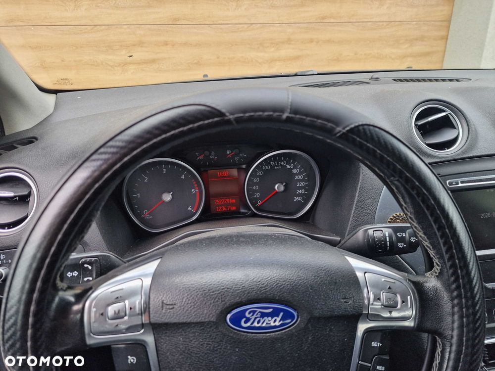 Ford Mondeo - 5