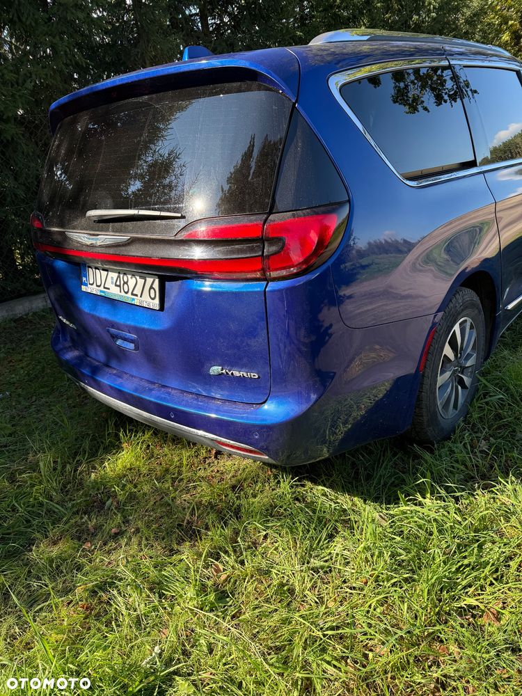Chrysler Pacifica - 6