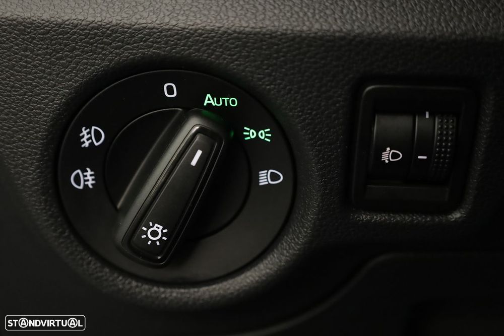 Skoda Kamiq 1.0 TSI Selection DSG - 18