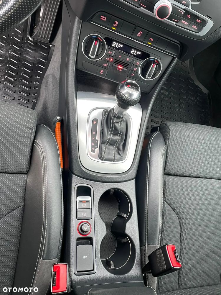 Audi Q3 2.0 TDI Sport S tronic - 29