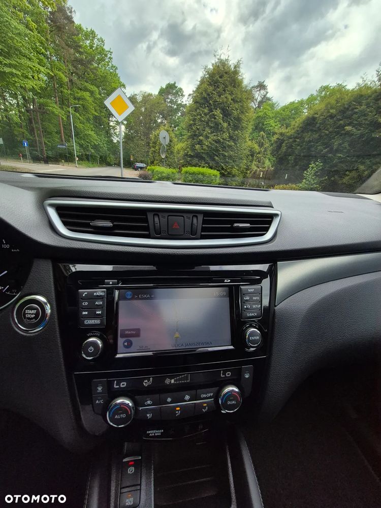 Nissan Qashqai 1.6 DIG-T Tekna - 14