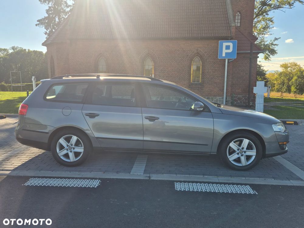 Volkswagen Passat - 3