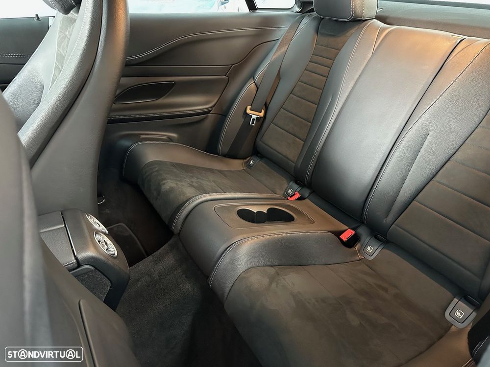 Mercedes-Benz E 220 d AMG Line Aut. - 27