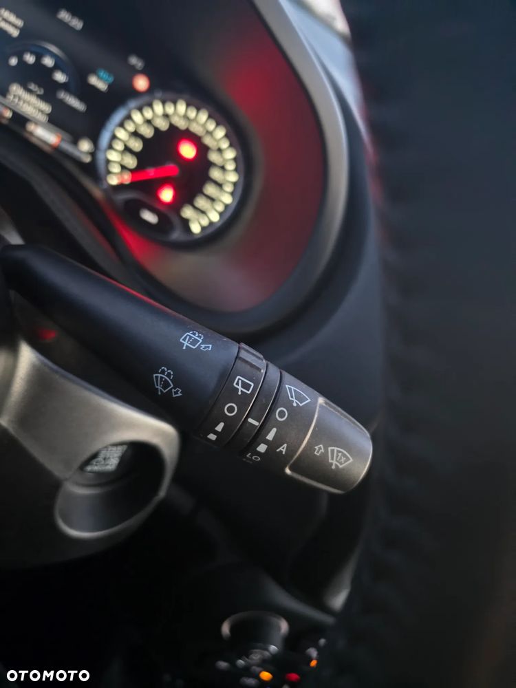 Jeep Renegade 1.0 T-GDI Limited - 23