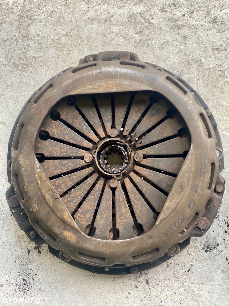 Zestaw Sprzęgło Sachs + Koło Dwumasowe LuK Iveco Daily 3.0 Euro 6 - 3