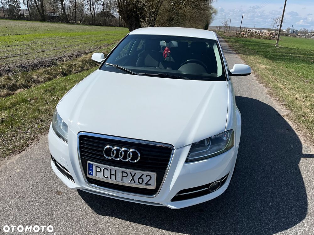 Audi A3 Sportback 2.0 TDI DPF Ambiente - 3
