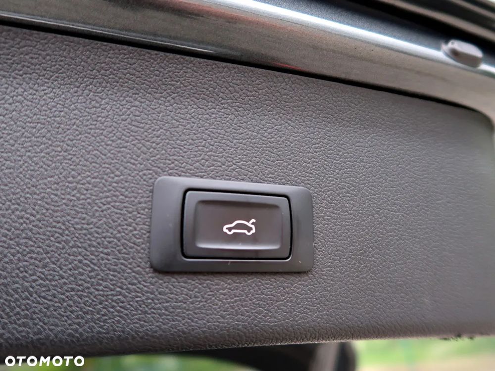 Audi A4 Avant 2.0 TDI clean diesel Multitronic - 39