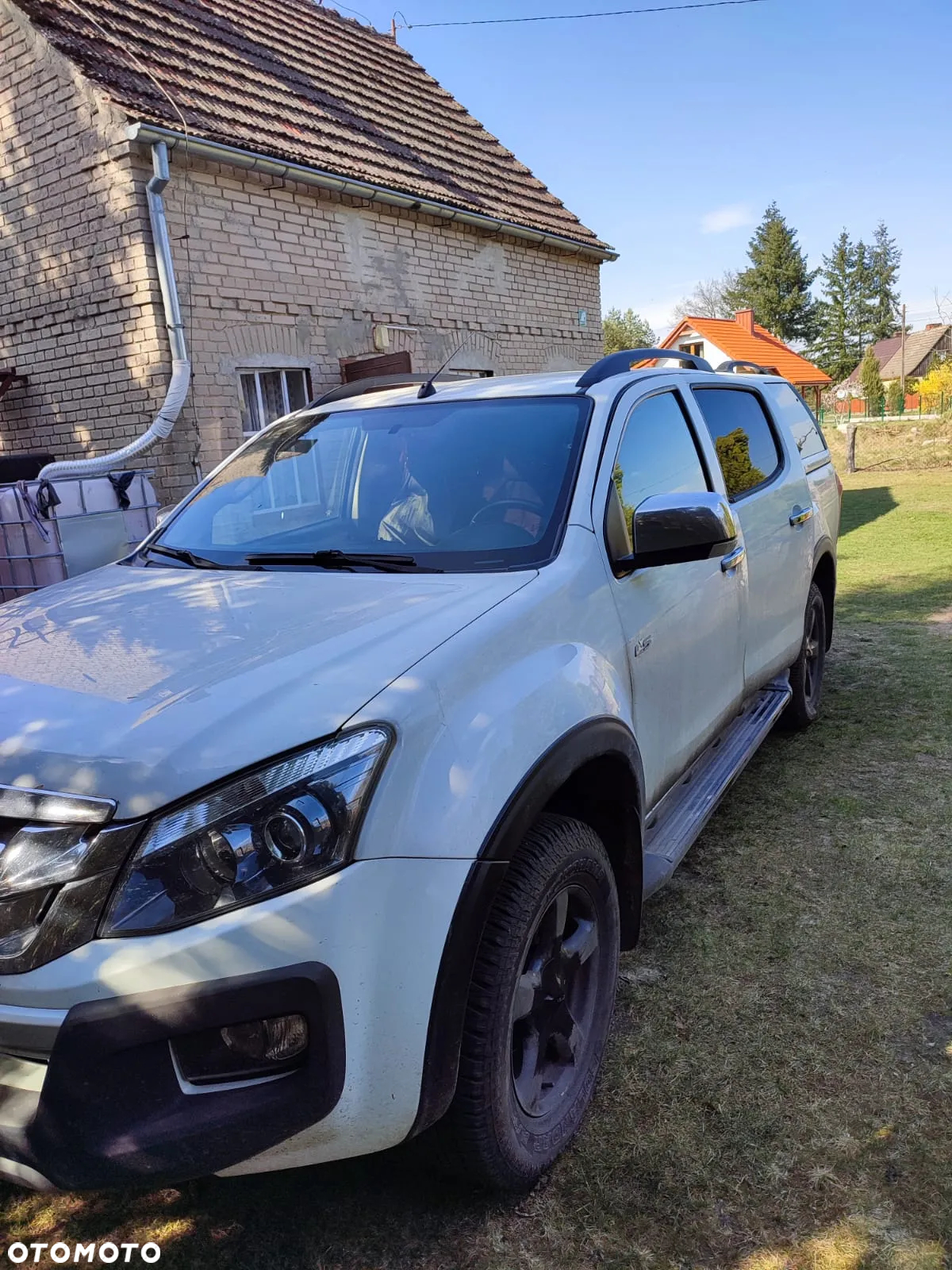 Isuzu D-Max 2.5 DC LSX - 4
