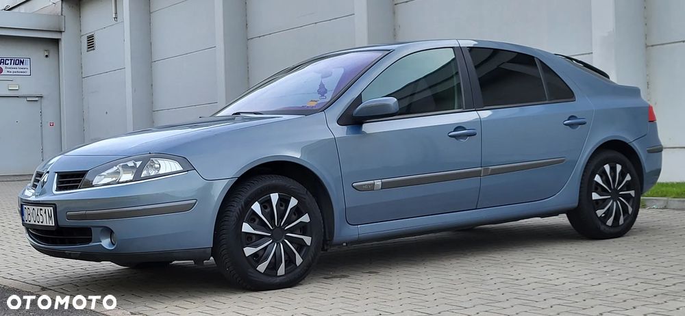 Renault Laguna ver-1-6-authentique - 9